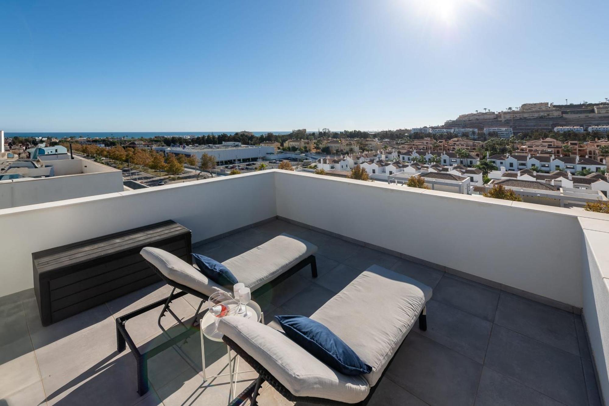 Amazing 3 Bedroom Penthouse With Private Pool In Cala Serena - La Cala Malaga Exterior photo